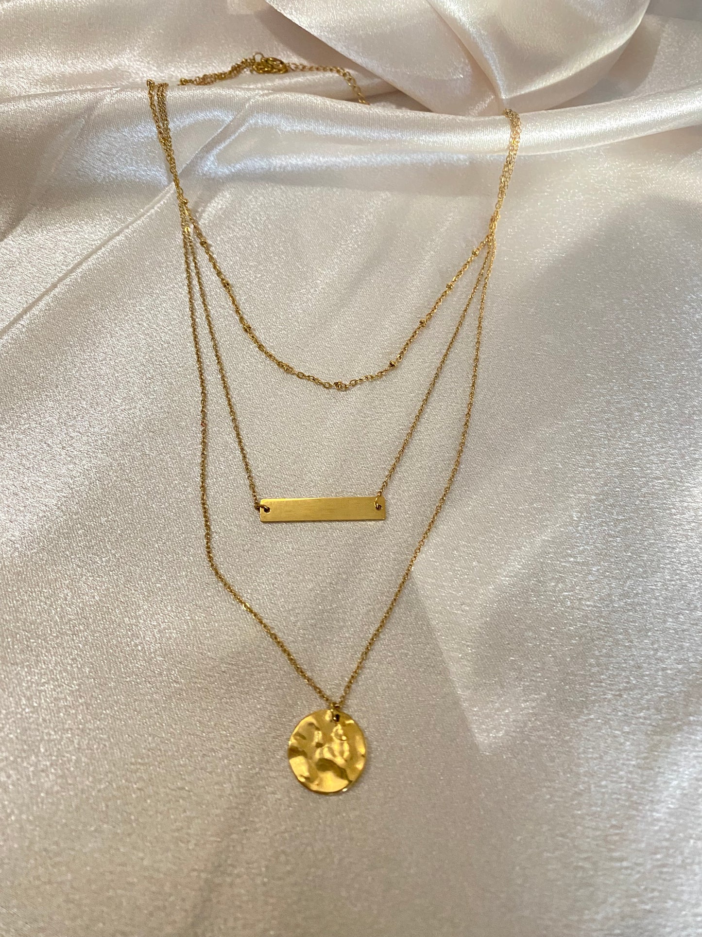 Trio Bar Gold Necklace