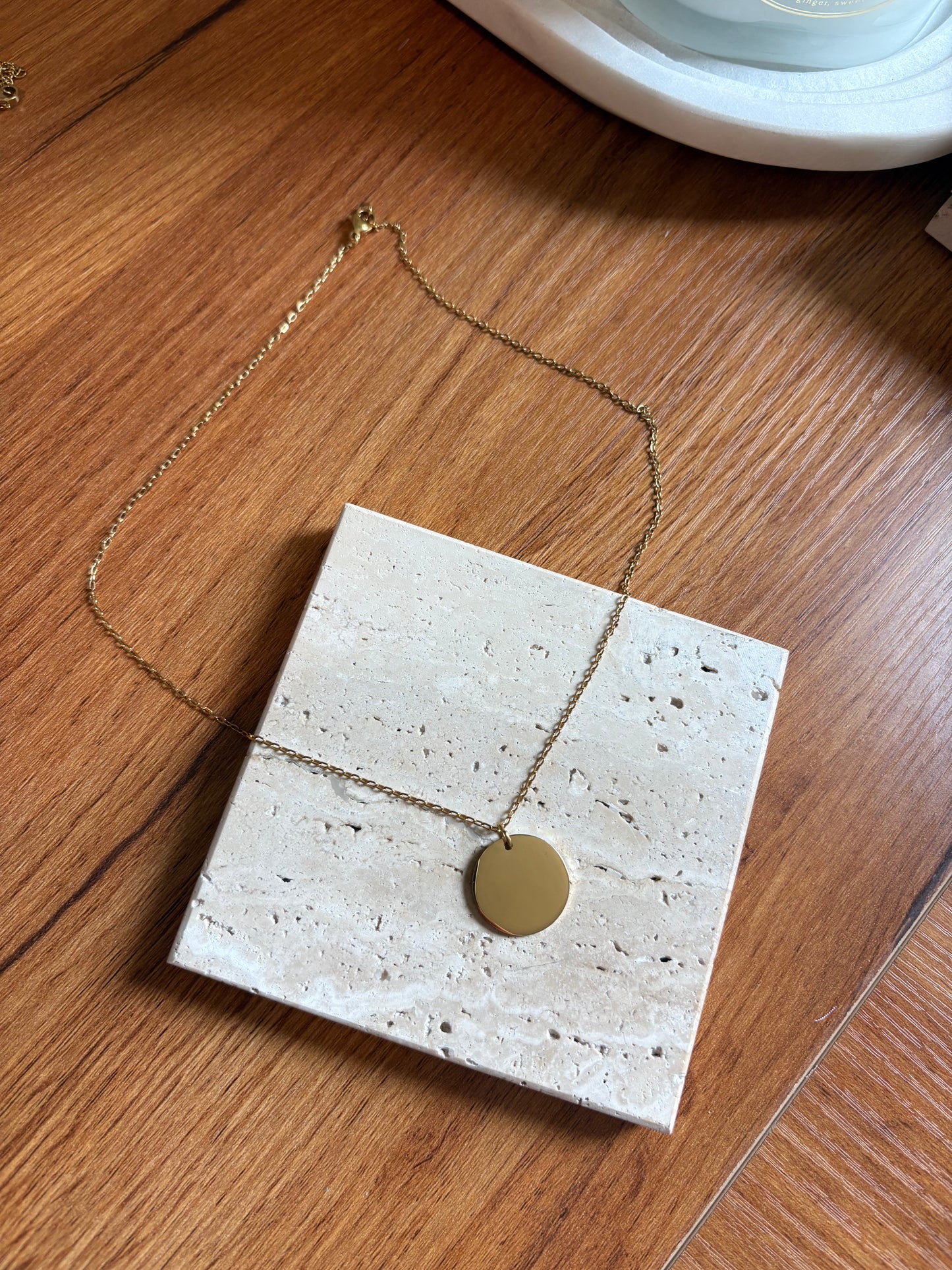 Gold Simple Circle Necklace