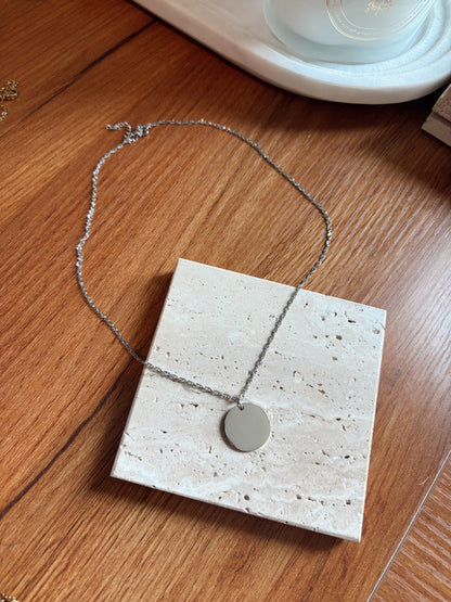 Silver Simple Circle Necklace
