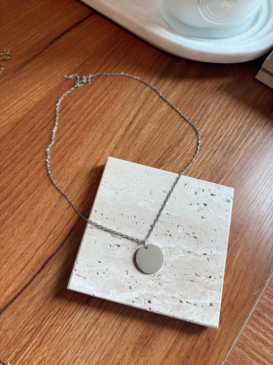 Silver Simple Circle Necklace